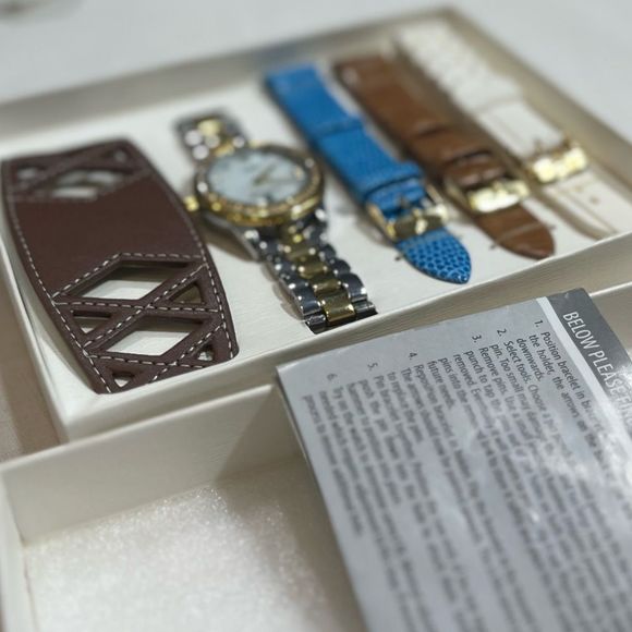 Danielle Swaebe Two Tone & Gold Watch set - Picture 6 of 12